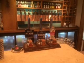 (Pub, Bar). Published on 21-12-2017