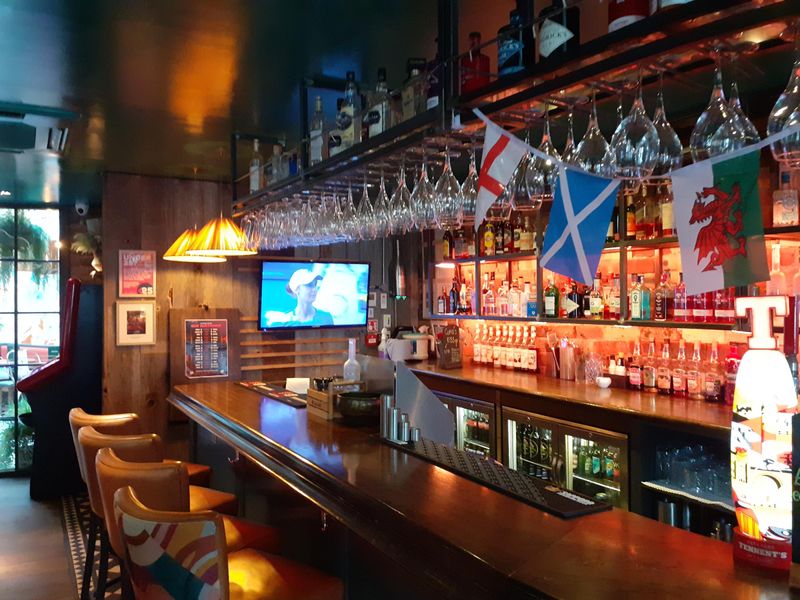 Corner House, Kilwinning. (Pub, Bar). Published on 06-03-2025