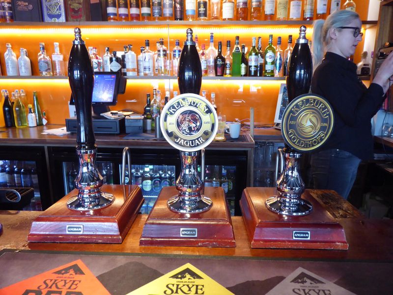Pierhead Tavern, Lamlash. (Pub, Bar). Published on 14-04-2019
