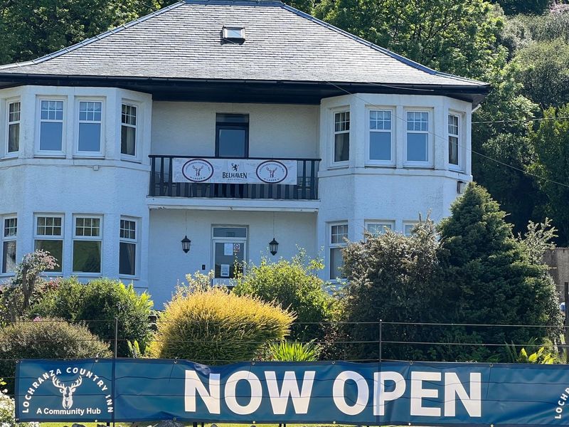 Lochranza Country Inn. (Pub, External). Published on 13-07-2023
