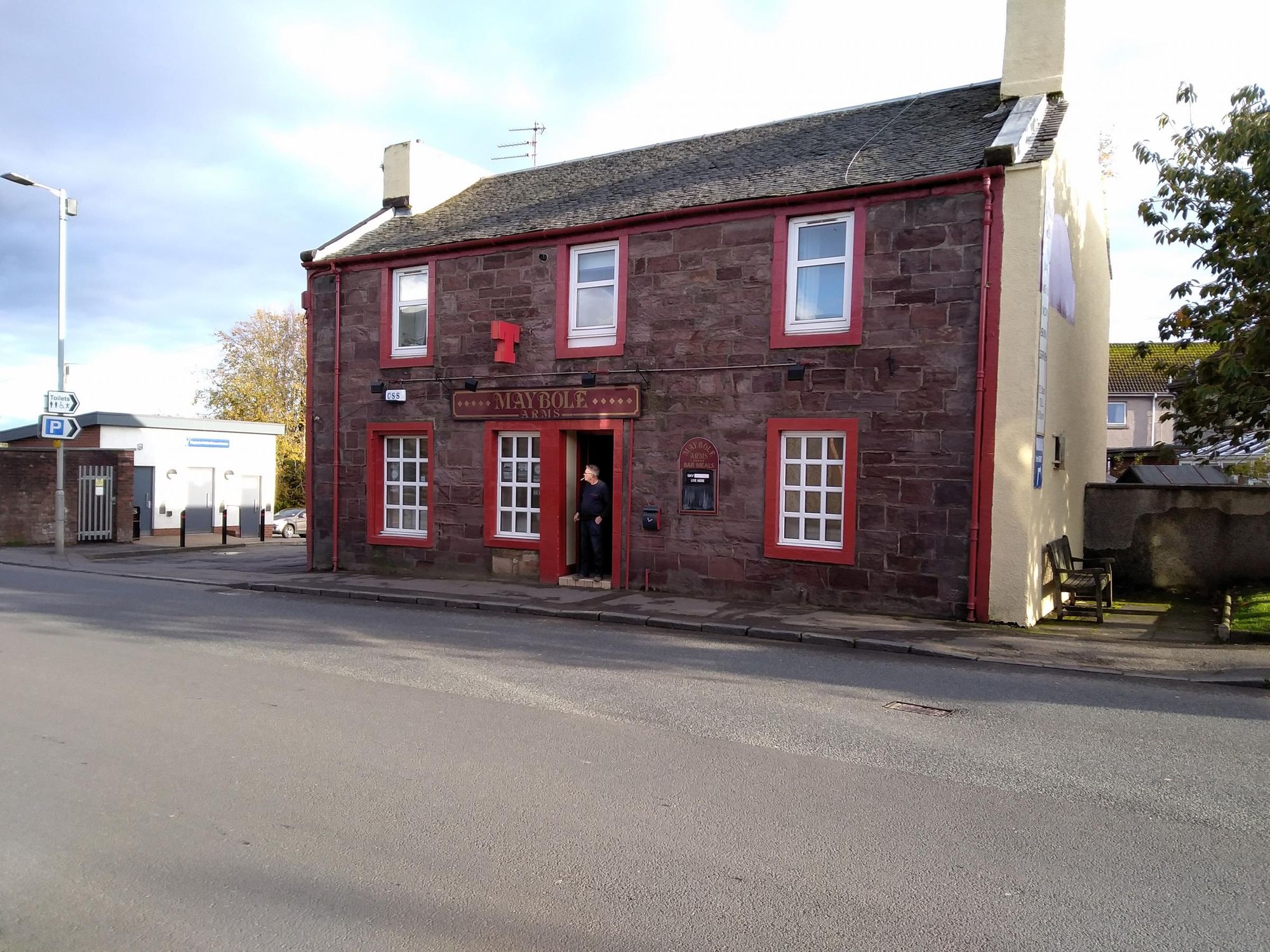 Maybole Arms. (Pub, External). Published on 22-10-2019