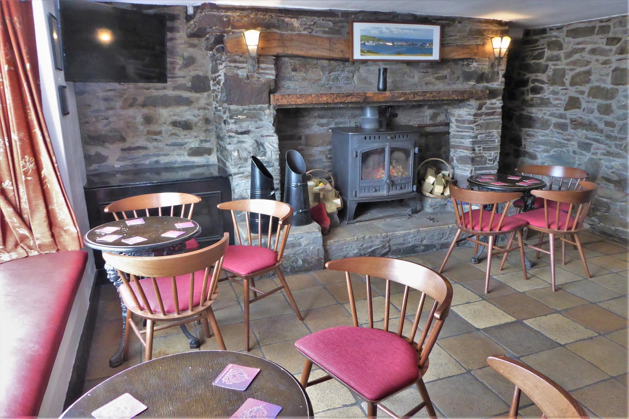 Steam Packet Inn, Isle of Whithorn. (Pub, Bar). Published on 23-04-2018