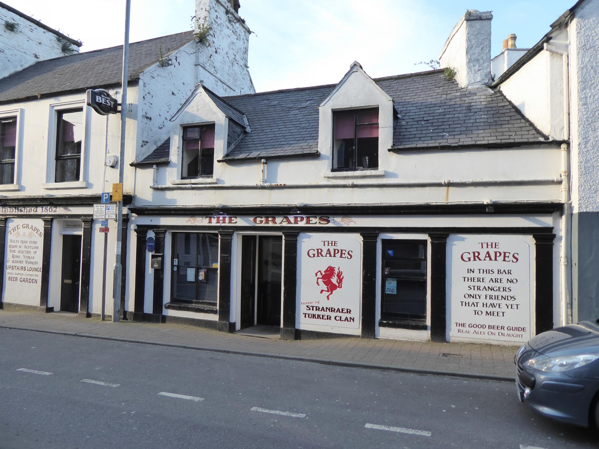 Grapes, Stranraer. (Pub, External). Published on 14-04-2019
