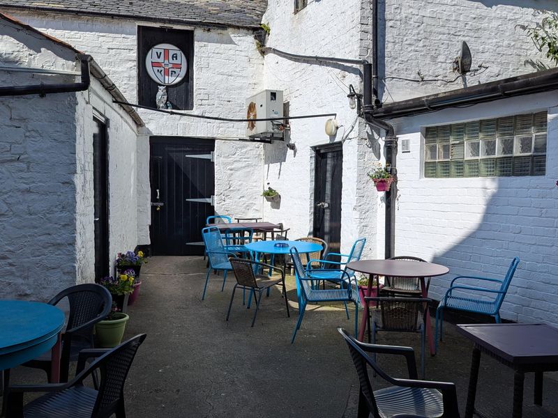 Grapes, Stranraer  (Photo: Hugh Steele - 02/07/2025). (Pub, External). Published on 20-12-2025 