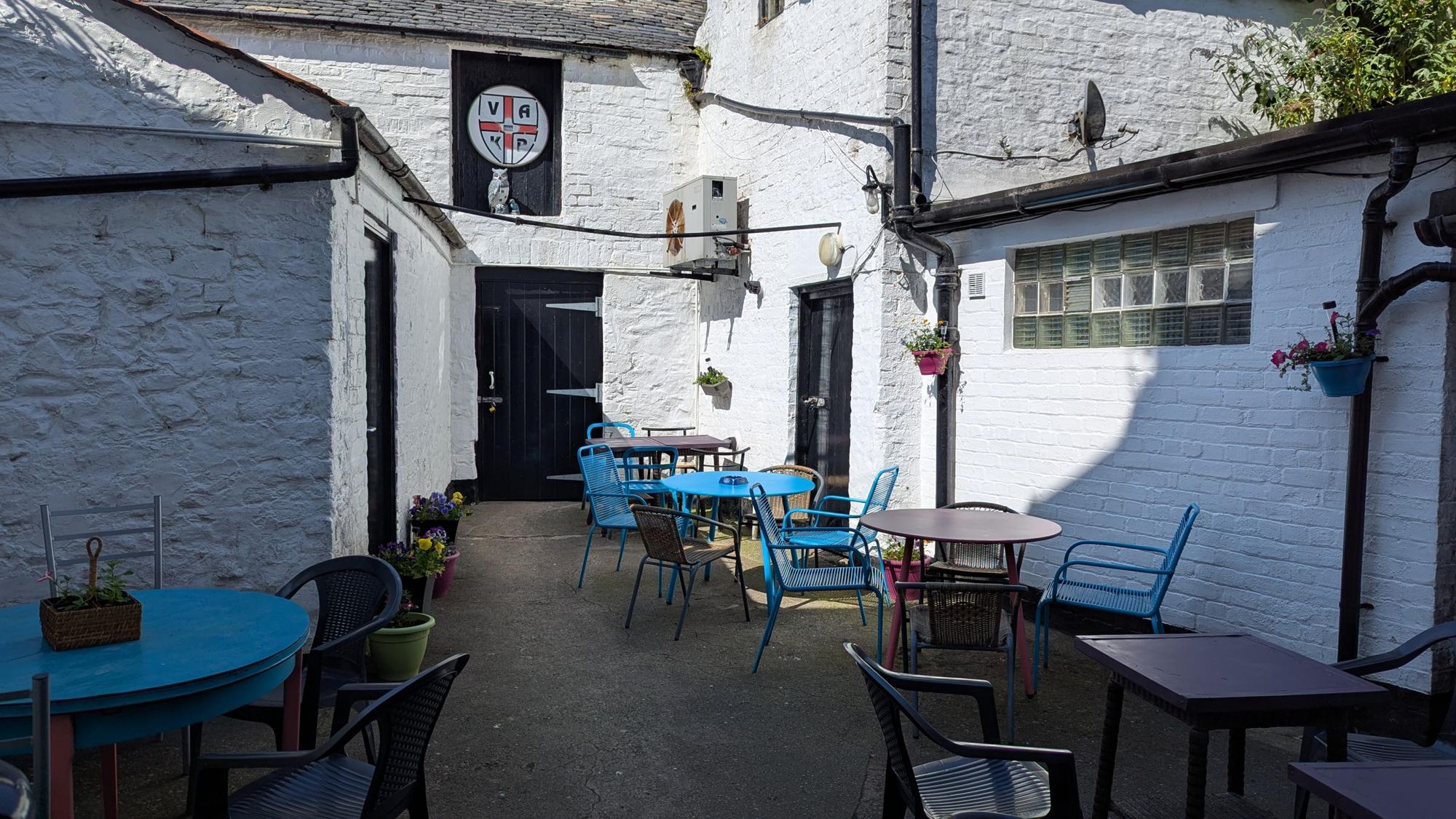 Grapes, Stranraer  (Photo: Hugh Steele - 02/07/2025). (Pub, External). Published on 20-12-2025