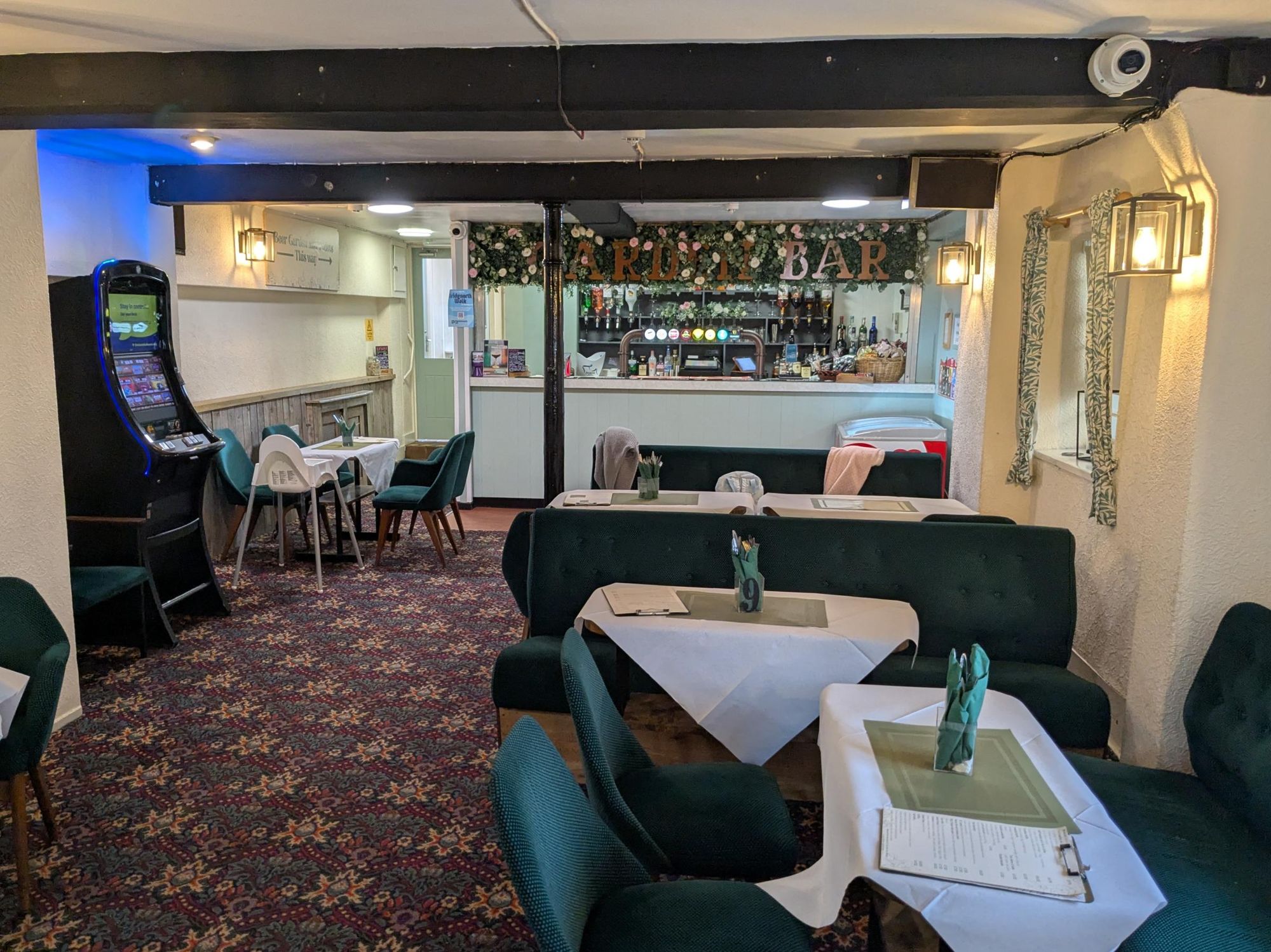 Garden Bar interior. (Pub, Bar). Published on 20-03-2026