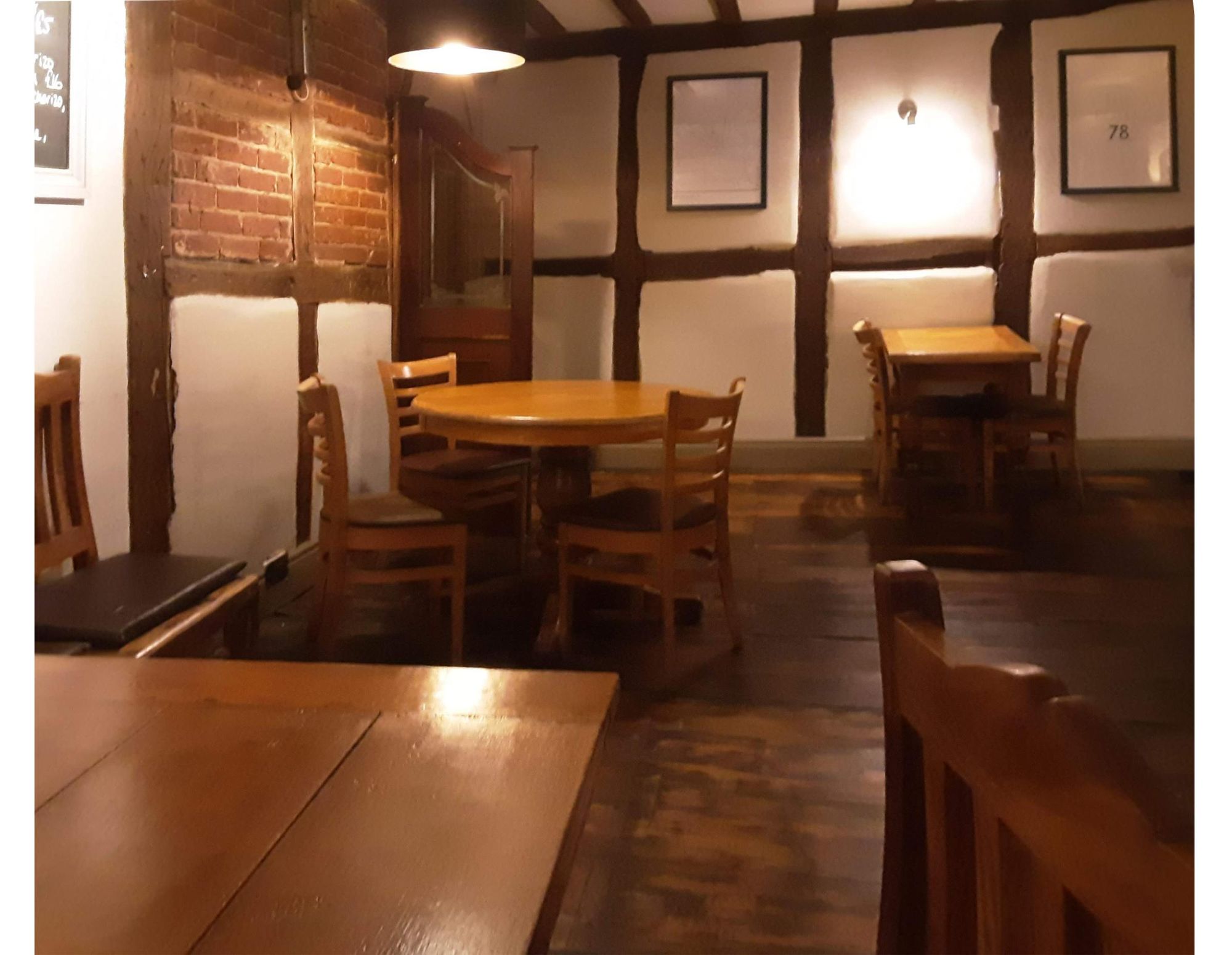 Upstairs seating and dining area. Published on 02-07-2024