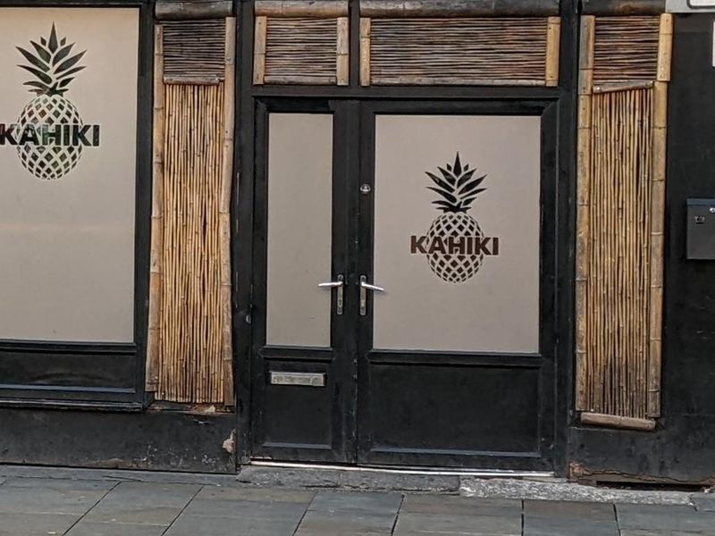 Mobility Access with small step at the entrance. (External). Published on 25-01-2026 