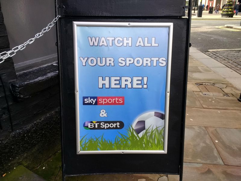Pub Sign. (Sign). Published on 19-01-2020 