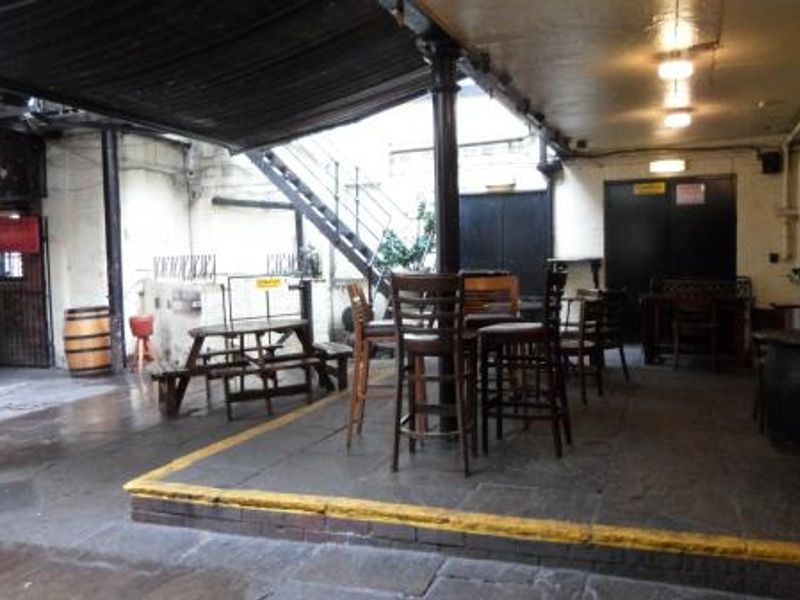 Courtyard area. Published on 29-06-2014 
