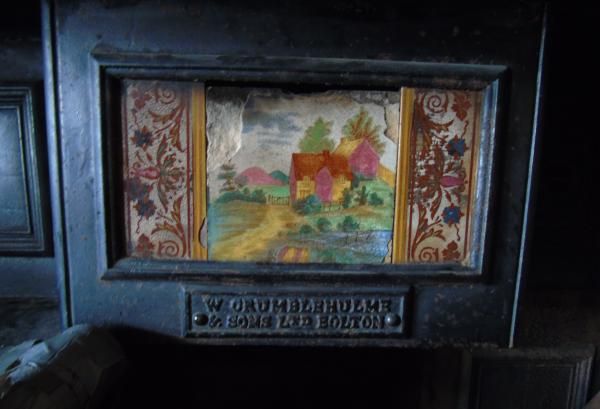 Cast Iron Range Decoration. Published on 20-08-2015