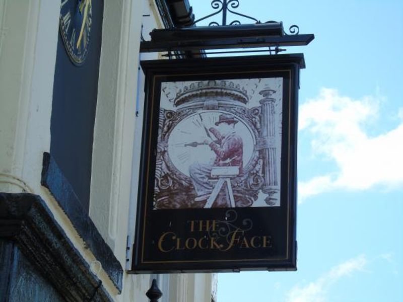 Pub Sign. (Sign). Published on 31-07-2015