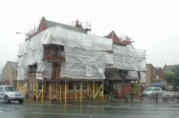 Drabs spending money on a pub July 2015. (External). Published on 16-07-2015