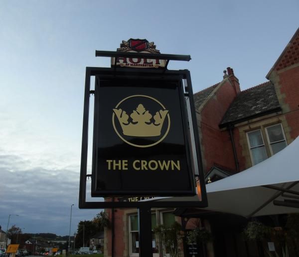 Pub Sign. (Sign). Published on 18-09-2015