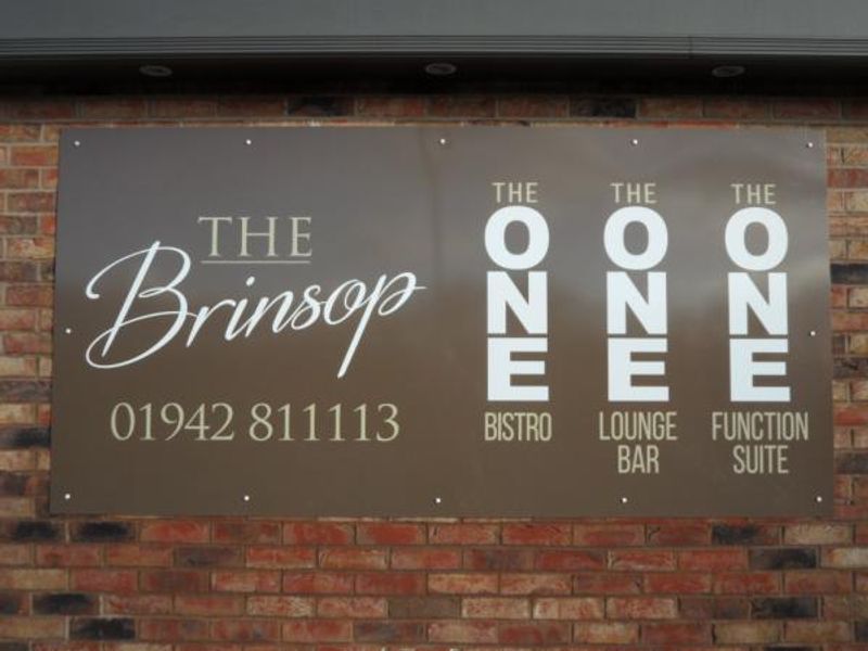 Pub Sign. (Sign). Published on 16-01-2016
