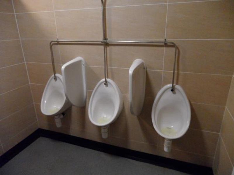 Le Bog. Published on 04-11-2015 