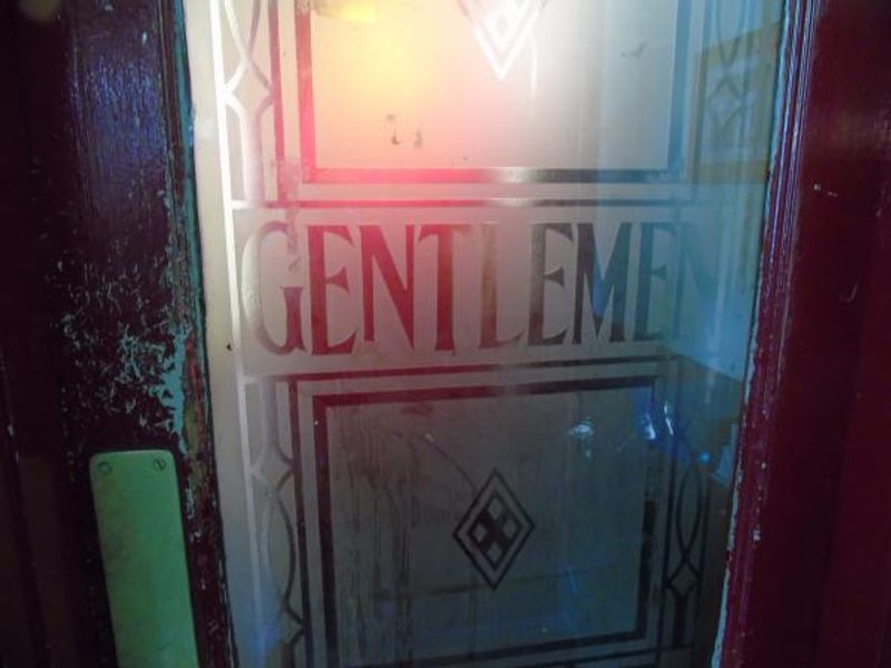 Etched Window. Published on 30-09-2015 