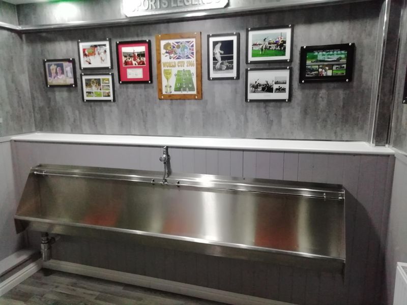 Le Bog au sporty legends. Published on 27-09-2019 