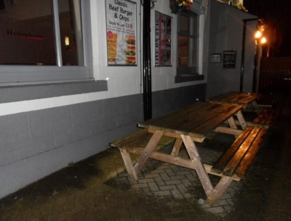 Outdoor Seating. (Garden). Published on 26-11-2015