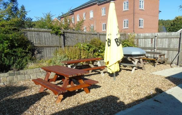 Patio Area. (Garden). Published on 30-09-2015