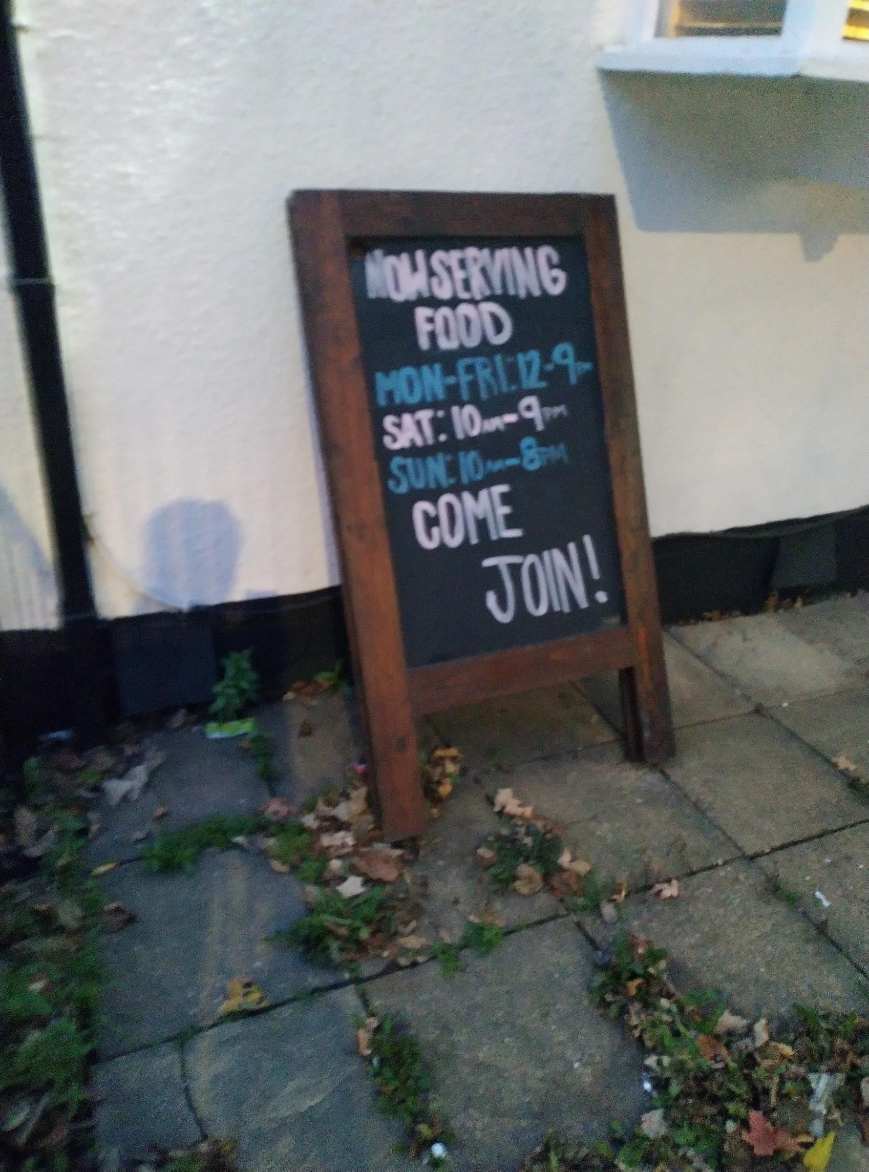 Meal Times sign. (Sign). Published on 11-10-2022