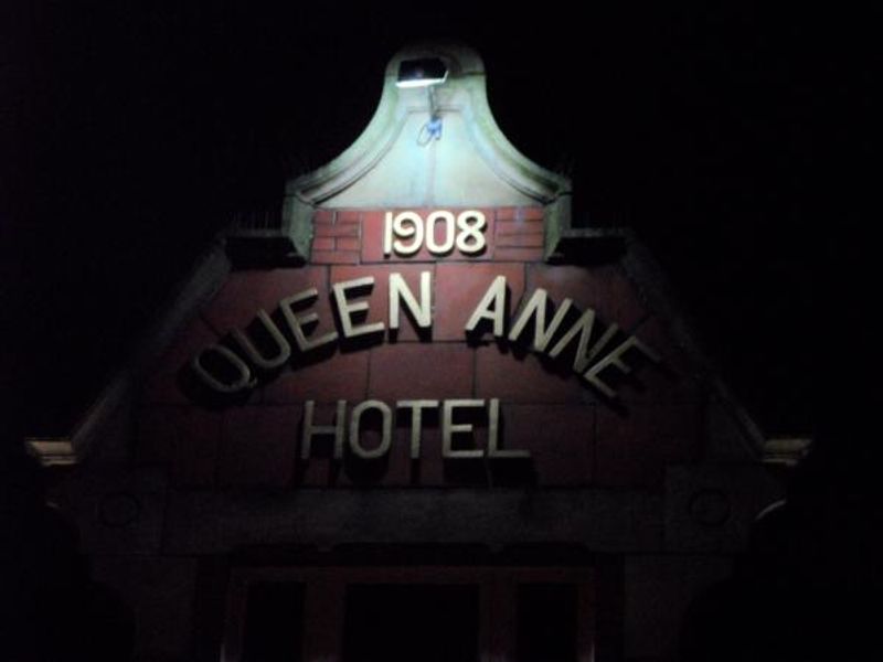 Pub Sign. (Sign). Published on 26-11-2015 