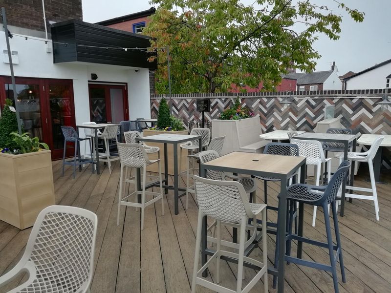 Patio Area. (Garden). Published on 12-10-2018 