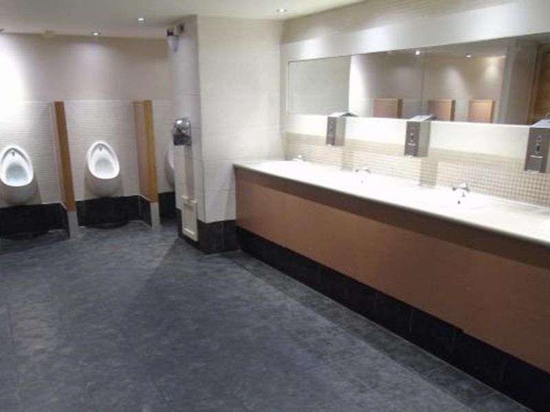 Le Bog. Published on 03-10-2015 
