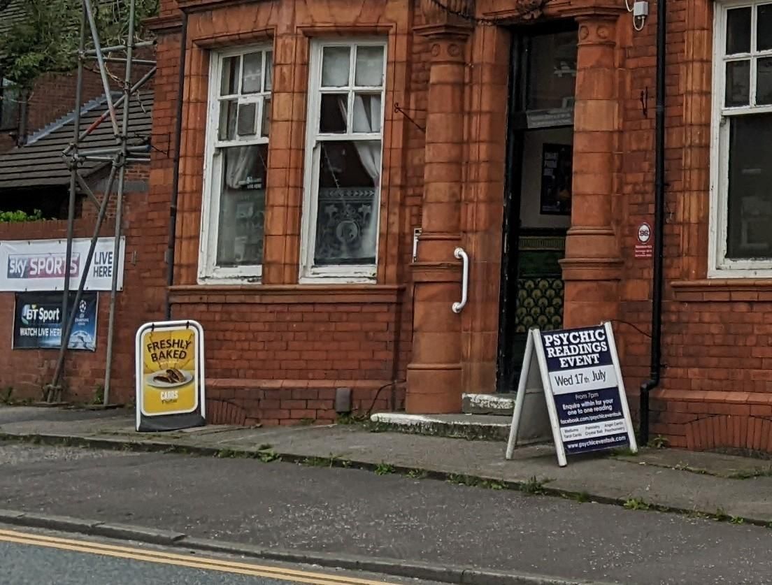 Mobility Access  with two deep steps at entrance. (External). Published on 24-01-2026