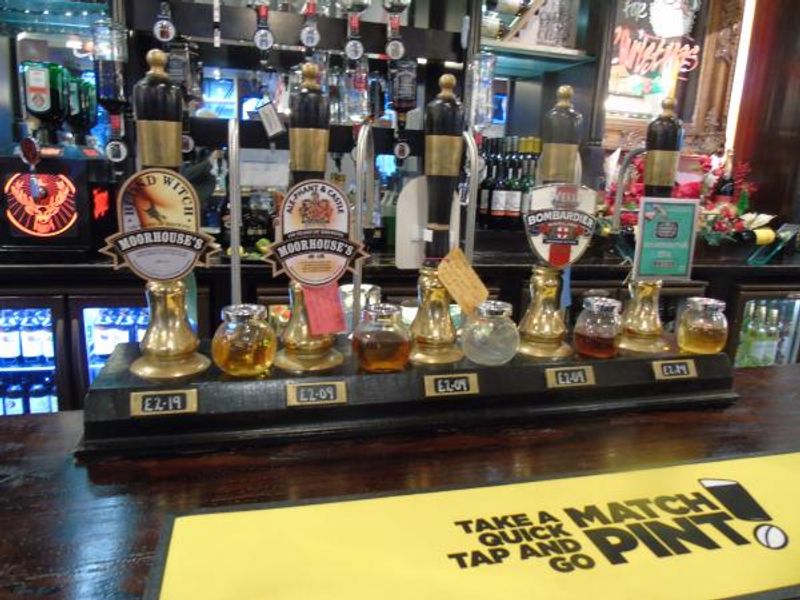 Bar area. Published on 23-09-2015 