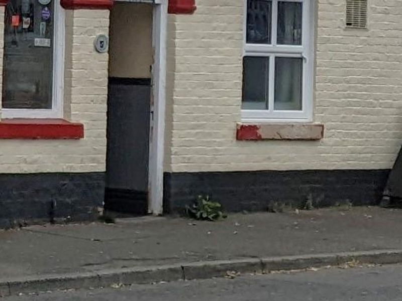 Mobility Level Access at the entrance. (External). Published on 24-01-2026 