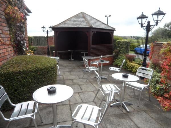 Patio Area. Published on 06-10-2015