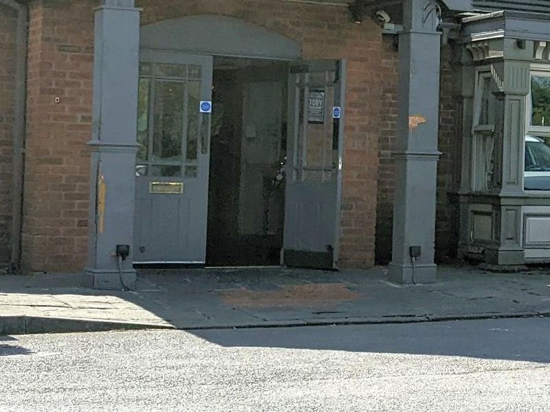 Mobility Level Access at the entrance. (External). Published on 25-01-2026 