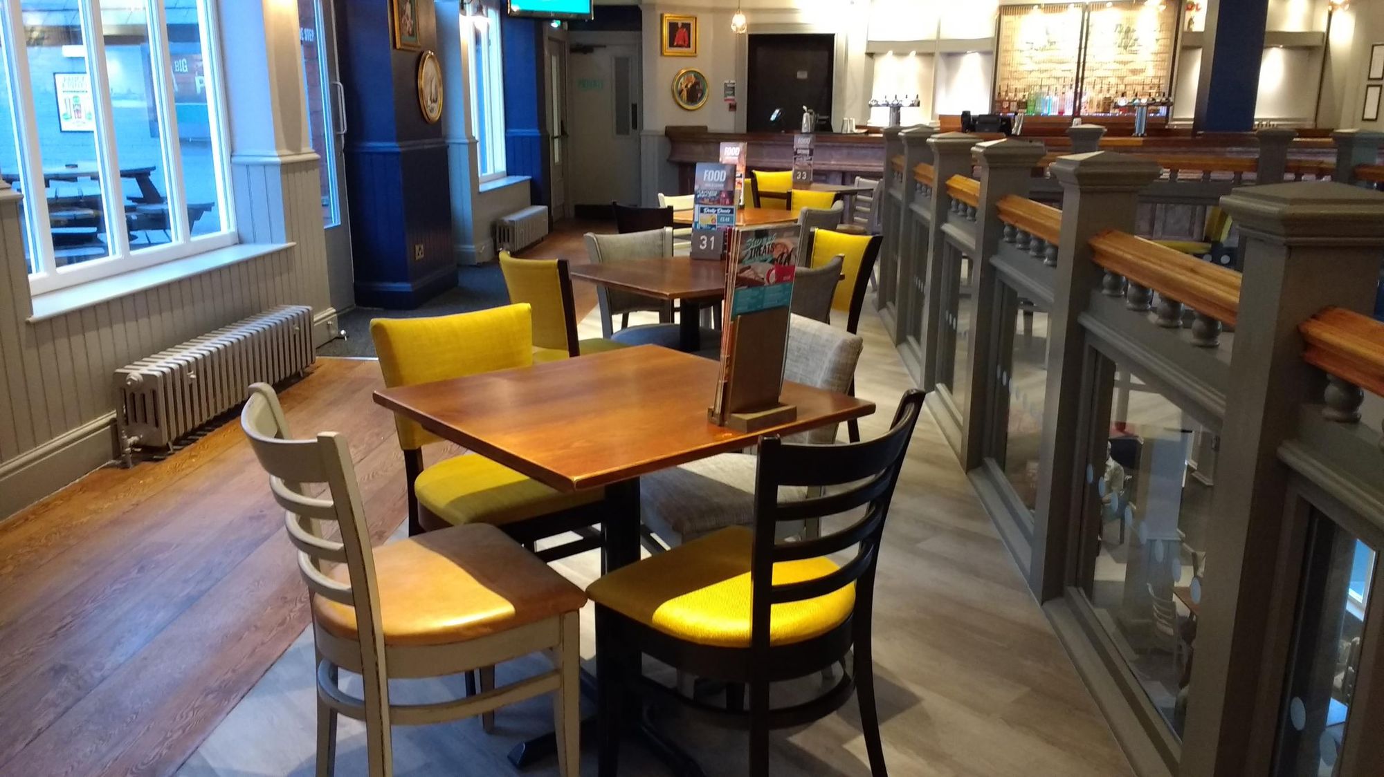 Inside Upstairs. Published on 30-08-2017