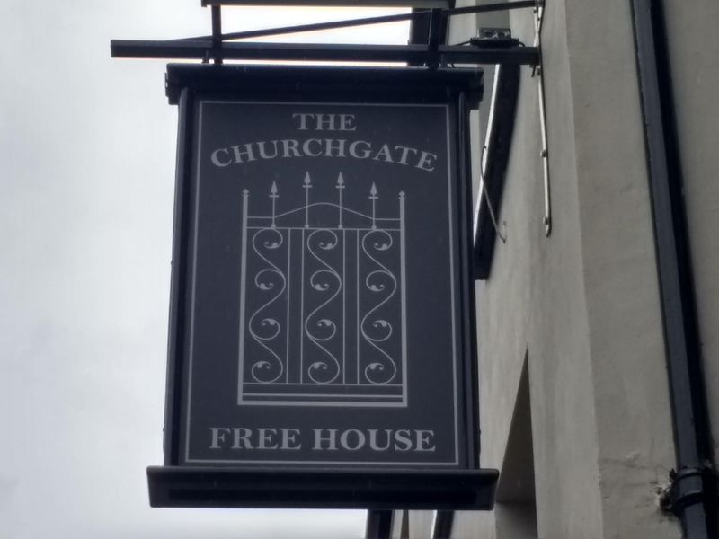 Pub Sign. (Sign). Published on 08-08-2017 