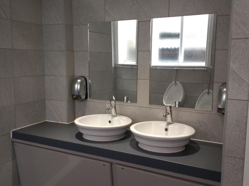 Le Basins. Published on 14-09-2017 