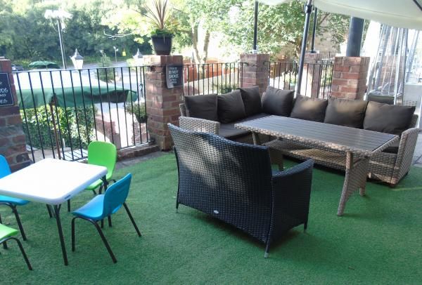 Patio Area. (Garden). Published on 07-12-2015