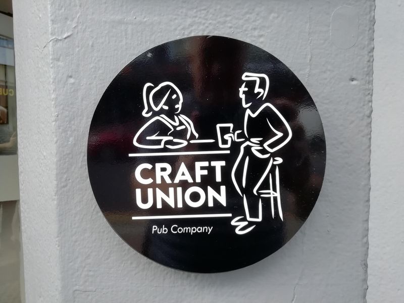 Pub Sign. (Sign). Published on 05-08-2019