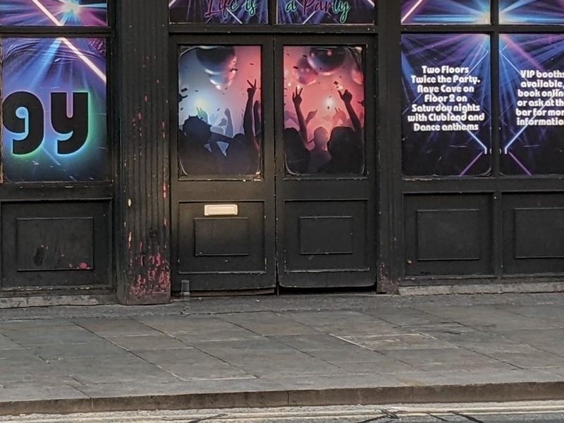 Mobility Level Access at the entrance. (External). Published on 25-01-2026 