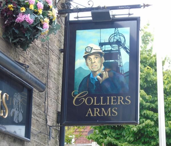 Pub Sign. (Sign). Published on 07-08-2015