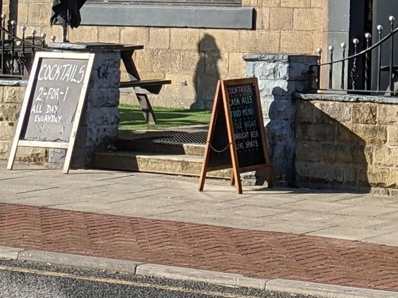 Mobility Access with two deep steps at entrance. (External). Published on 24-01-2026 