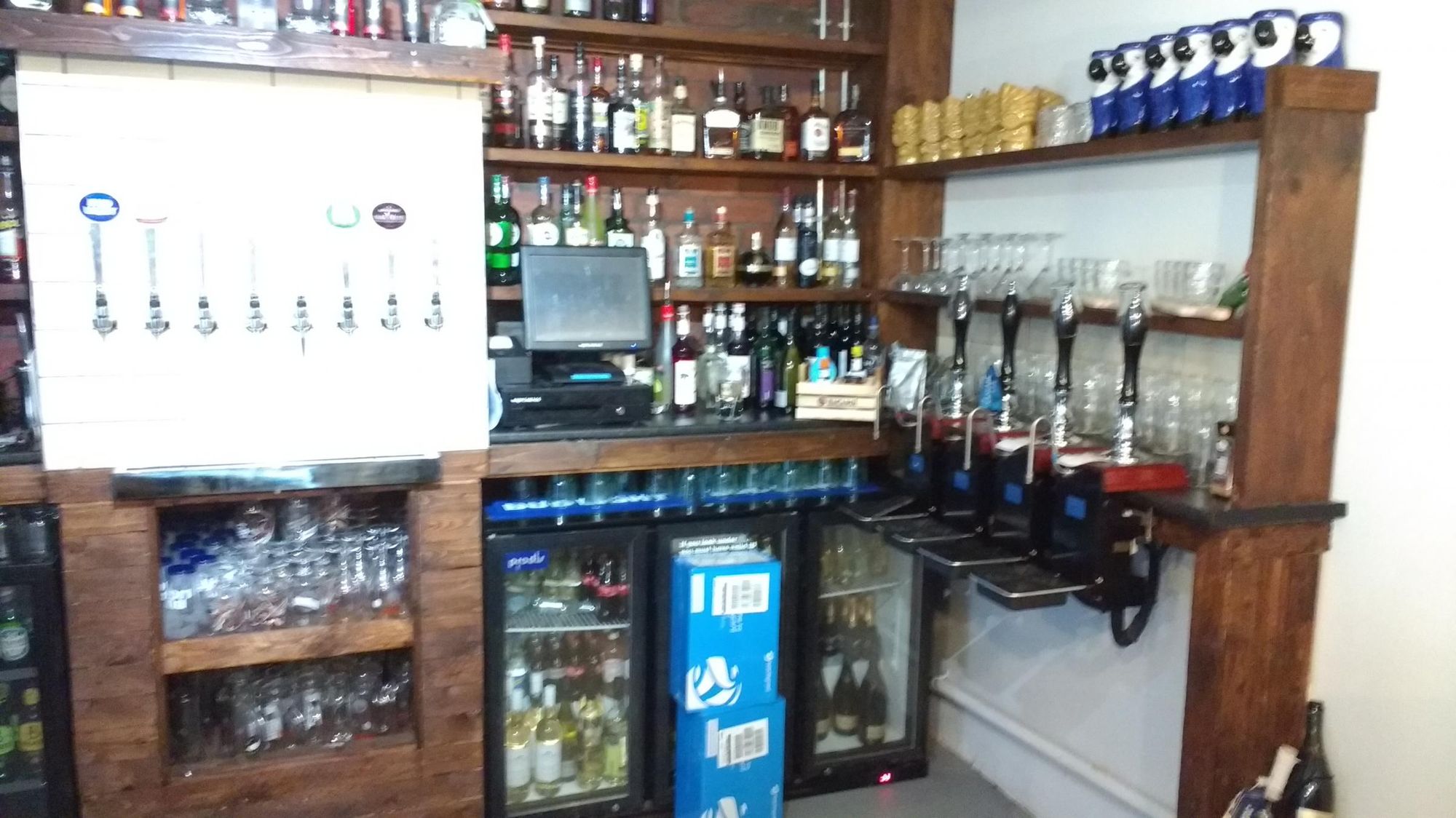 Bar Area. Published on 07-08-2017