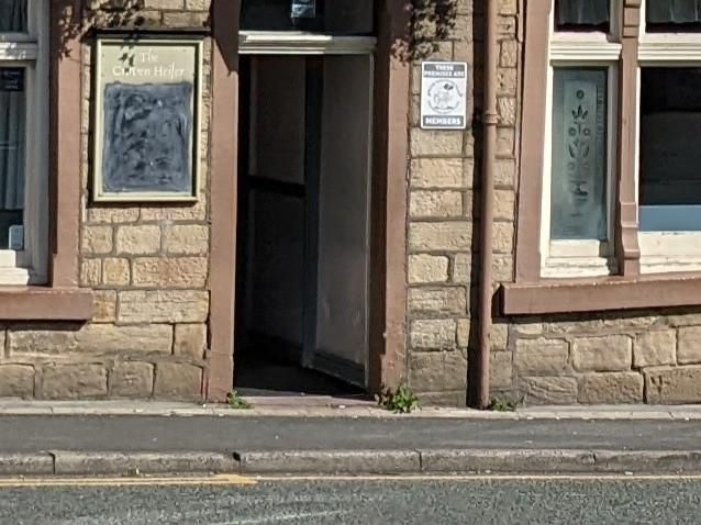 Mobility Access with slight step at the entrance. (External). Published on 26-01-2026