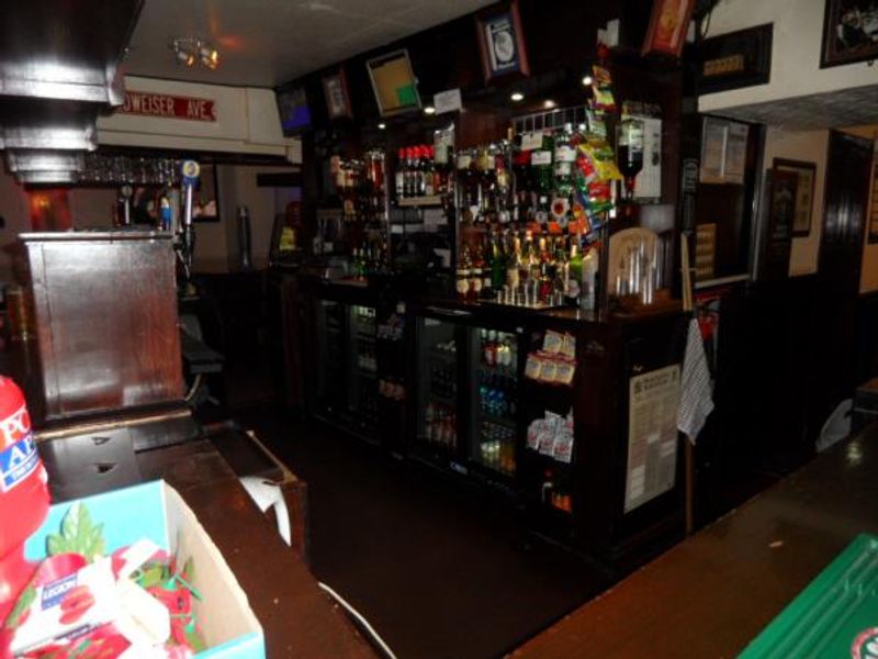 Bar area. Published on 04-11-2015