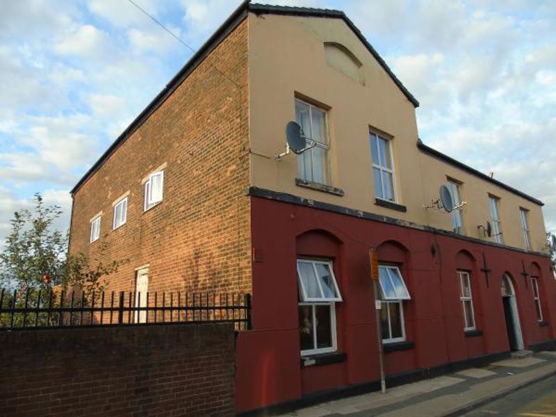 Front View repainted but still no signs. Published on 17-09-2015 