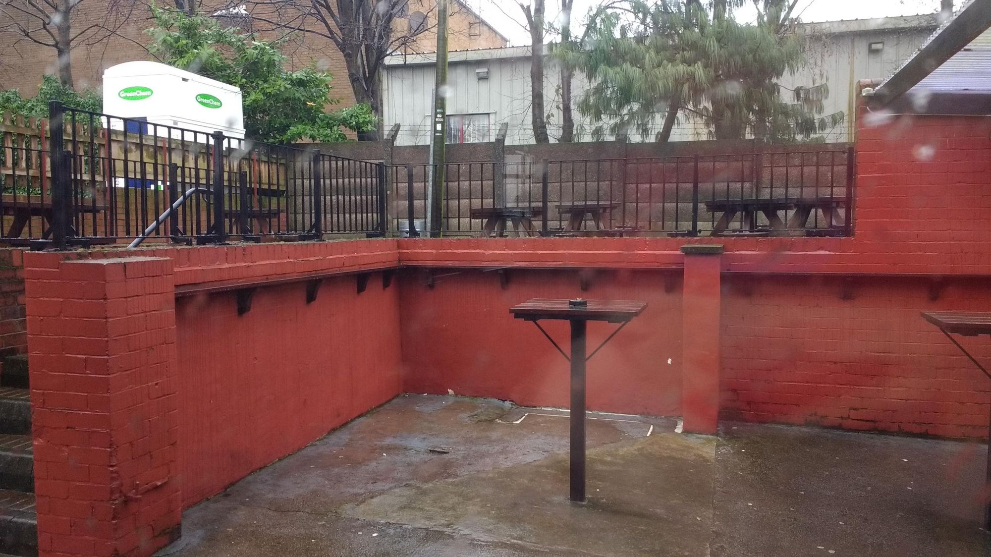 Smoking Area. Published on 22-02-2017