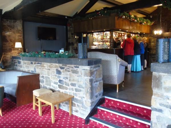 Bar area. Published on 08-12-2015