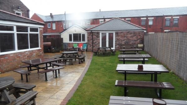 Patio Area. Published on 12-02-2016