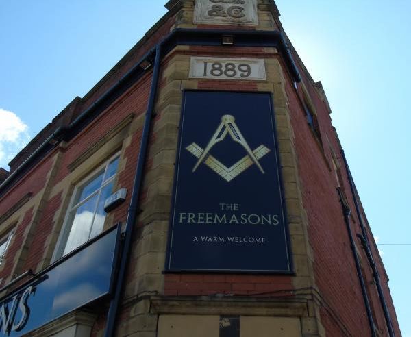 Pub Sign. (Sign). Published on 31-07-2015