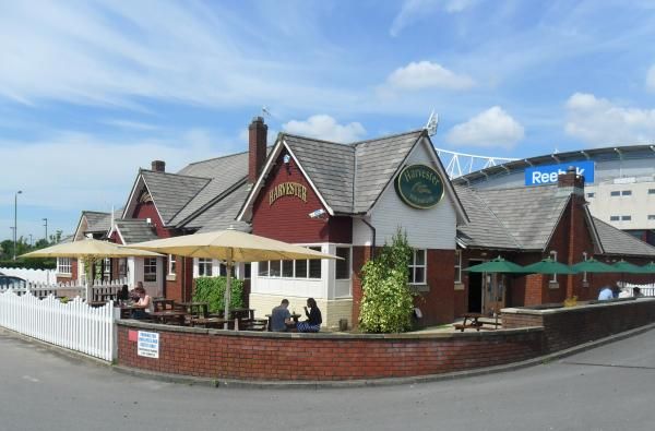Front View in June 2014 (Reebok Days). Published on 13-06-2014
